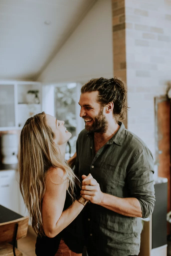 zoe-cox-counselling-couple-dancing